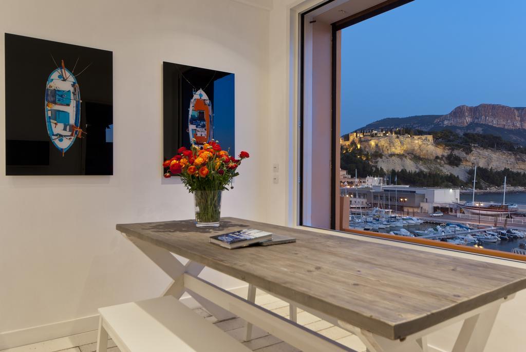 Les Barques, Vue Splendide Sur Le Port De Cassis Apartman Szoba fotó